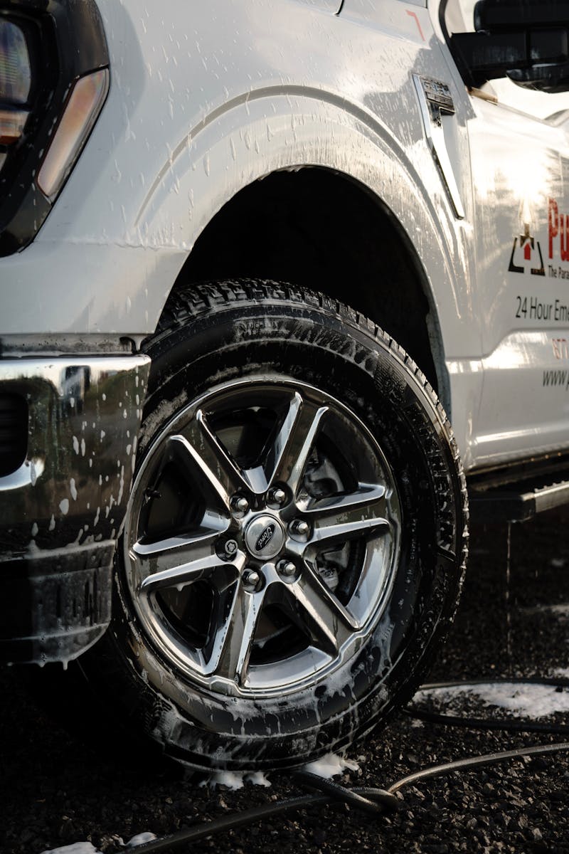 Work truck and fleet vehicle washing Cedar Rapids area